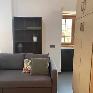 https://city-flat-victoria.1costadelsol.com