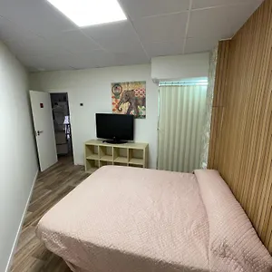 https://apartamento-cerro-azul.es-andalucia.com